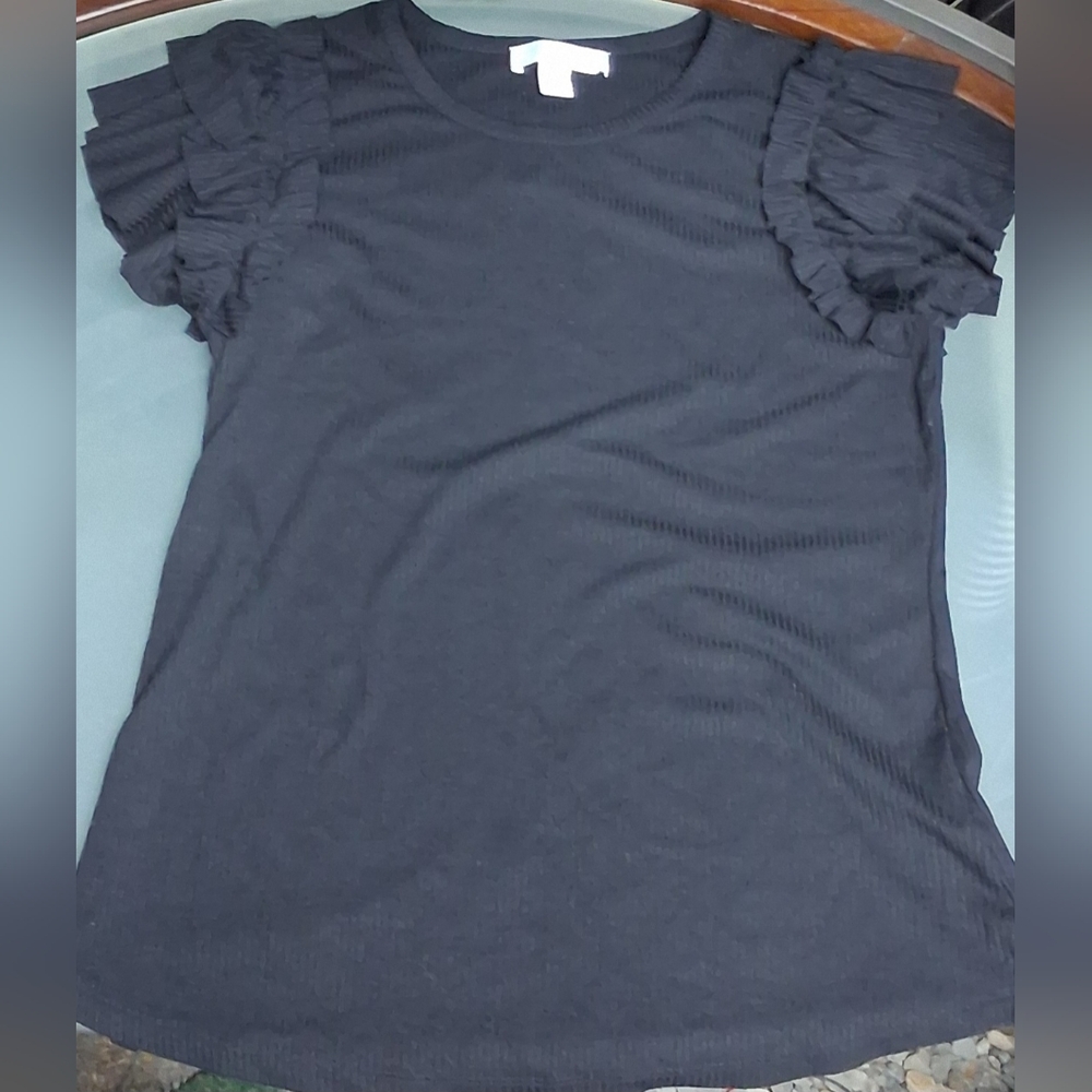 Classic Black Ruffle Sleeve Tee